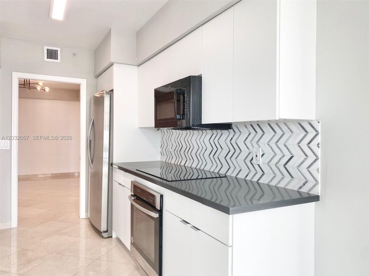 16400 Collins Ave, Unit 542, Sunny Isles Beach, FL 33160 Photo
