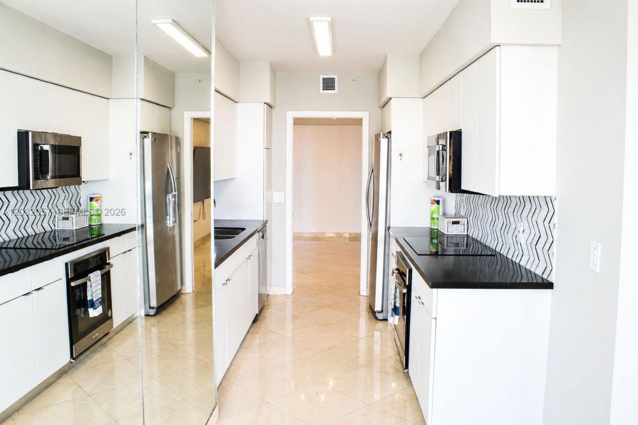 16400 Collins Ave, Unit 542, Sunny Isles Beach, FL 33160 Photo