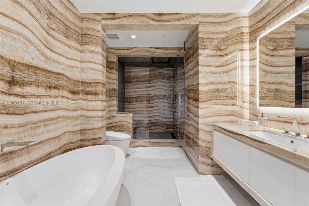 17901 Collins Ave, Unit 3906, Sunny Isles Beach, FL 33160 Photo