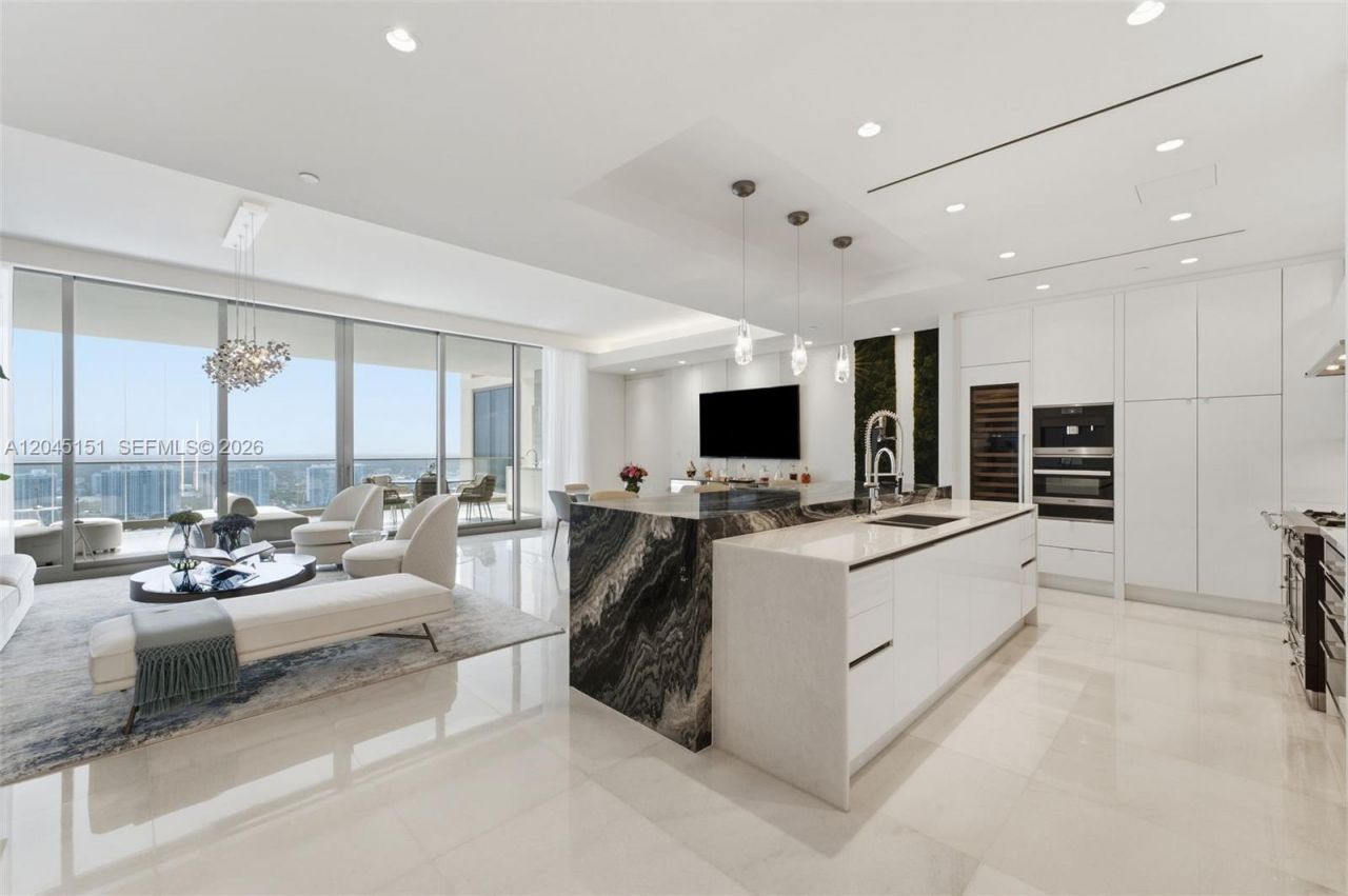 17901 Collins Ave, Unit 3906, Sunny Isles Beach, FL 33160 Photo