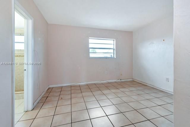 1280 W 54th St , Unit 313B, Hialeah, FL 33012 Photo