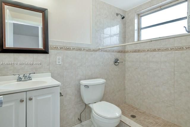 1280 W 54th St , Unit 313B, Hialeah, FL 33012 Photo
