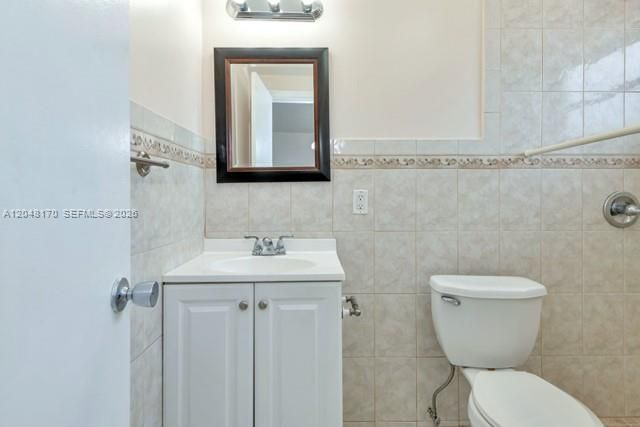 1280 W 54th St , Unit 313B, Hialeah, FL 33012 Photo