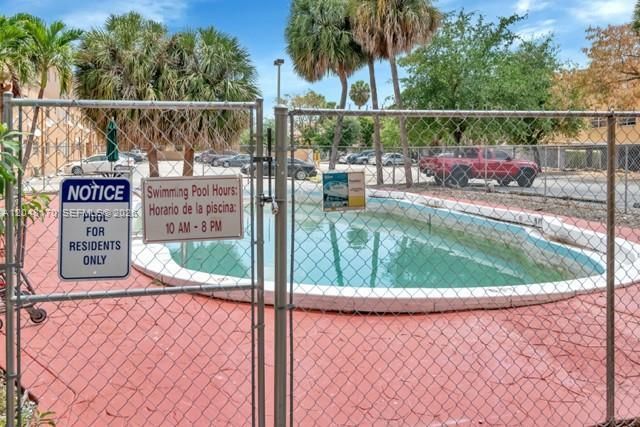 1280 W 54th St , Unit 313B, Hialeah, FL 33012 Photo