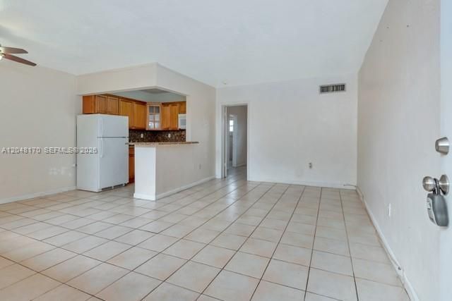 1280 W 54th St , Unit 313B, Hialeah, FL 33012 Photo