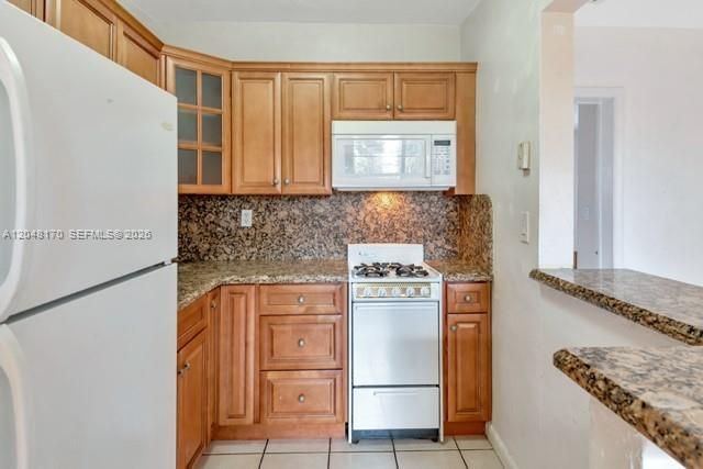 1280 W 54th St , Unit 313B, Hialeah, FL 33012 Photo