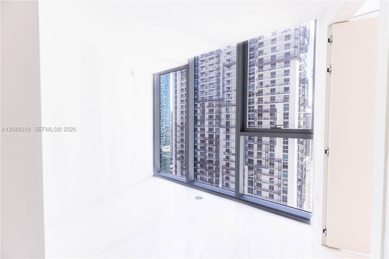 300 Biscayne Boulevard Way , Unit 2702E, Miami, FL 33131 Photo