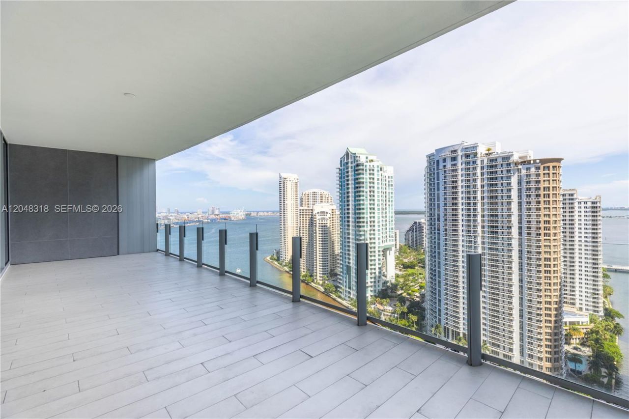 300 Biscayne Boulevard Way , Unit 2702E, Miami, FL 33131 Photo