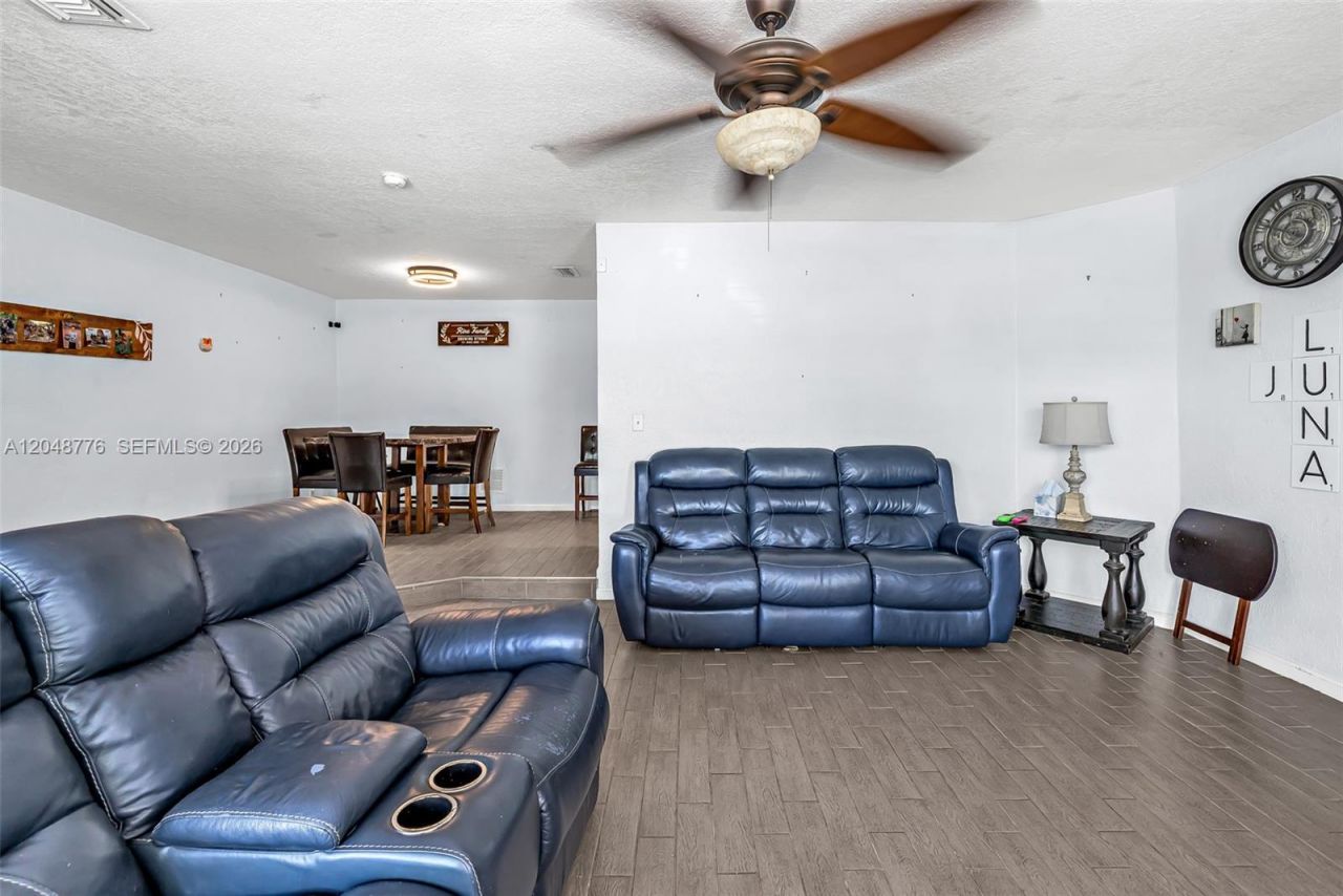 5045 SW 10th St , Margate, FL 33068 Photo