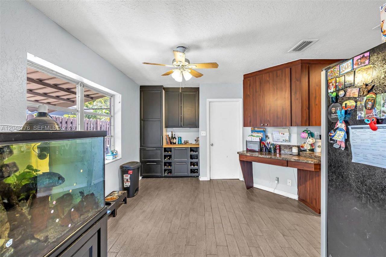 5045 SW 10th St , Margate, FL 33068 Photo