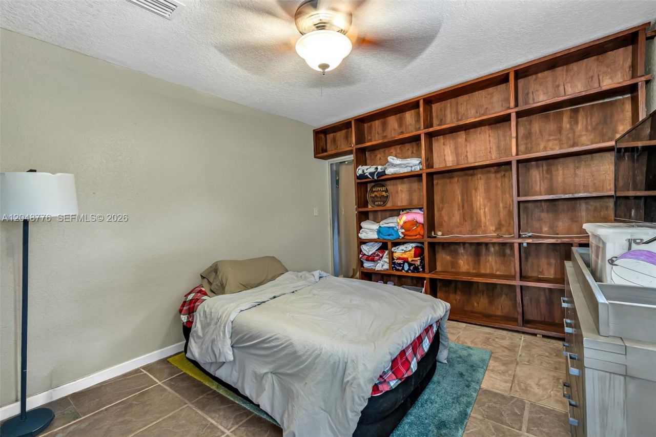 5045 SW 10th St , Margate, FL 33068 Photo