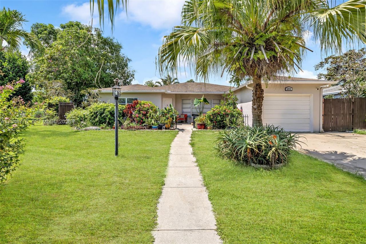5045 SW 10th St , Margate, FL 33068 Photo