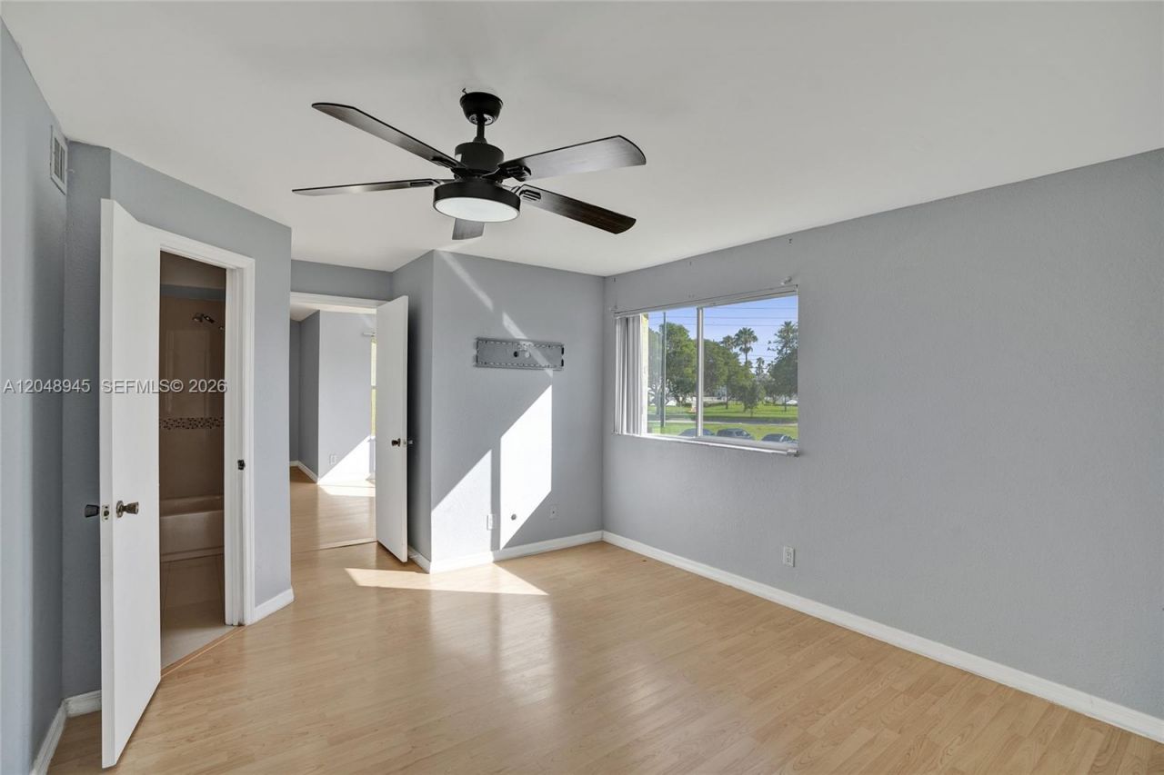 12760 Vista Isles Dr, Unit 721, Sunrise, FL 33325 Photo