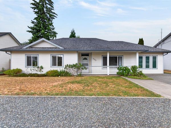 3377 Primrose St , Cumberland, BC V0R 1S0