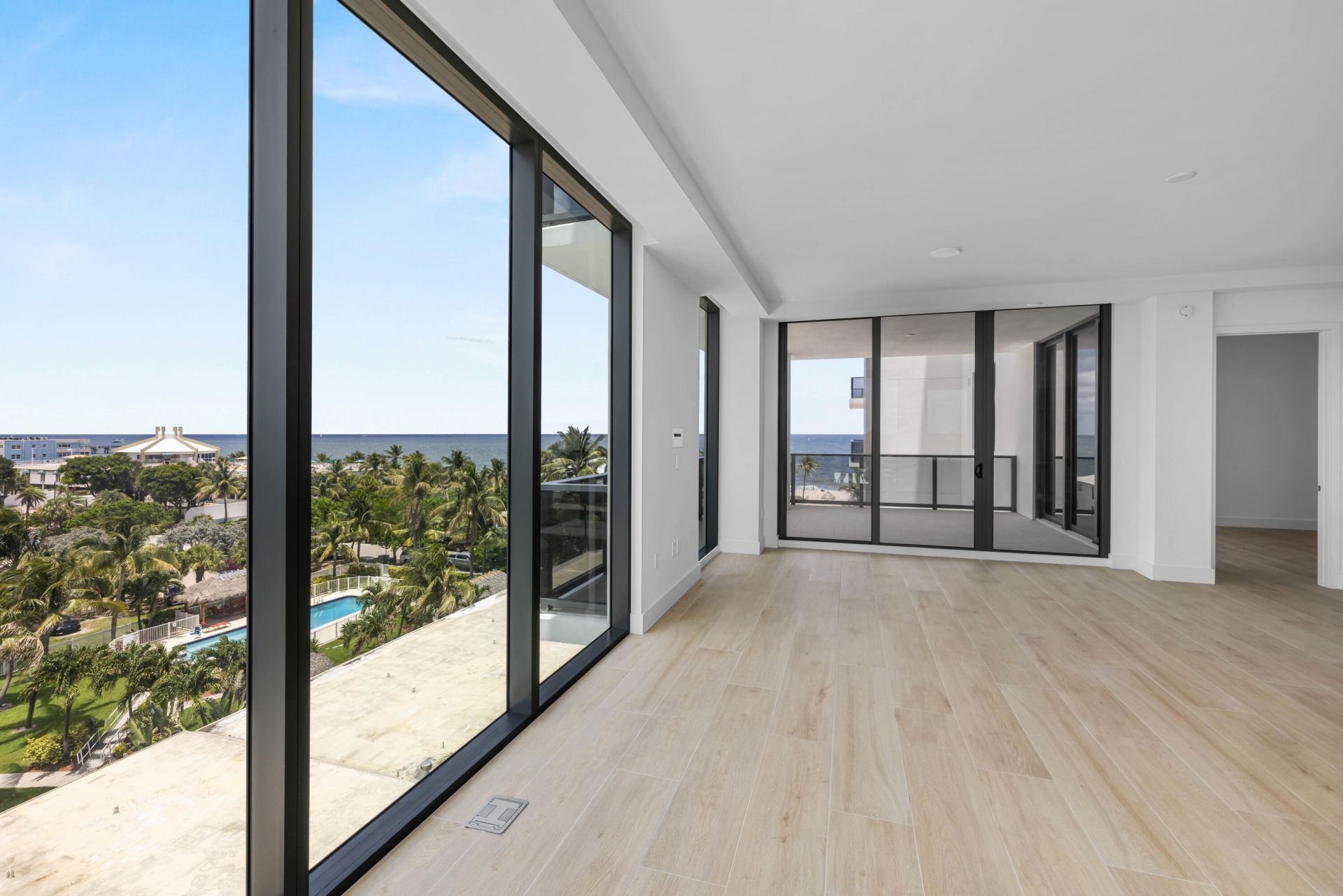 305 Briny Avenue, Unit 506, Pompano Beach, FL 33062 Photo