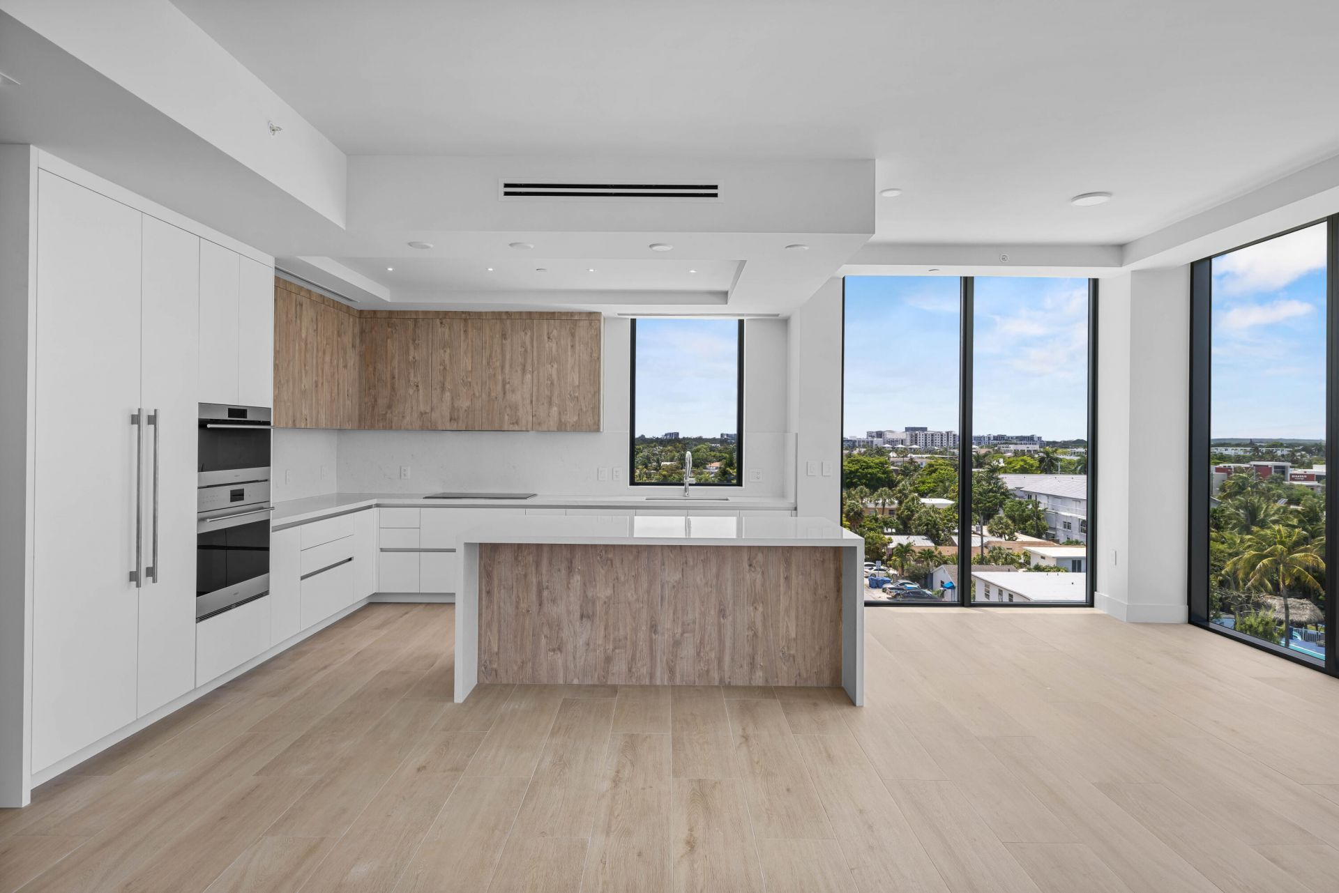 305 Briny Avenue, Unit 506, Pompano Beach, FL 33062 Photo