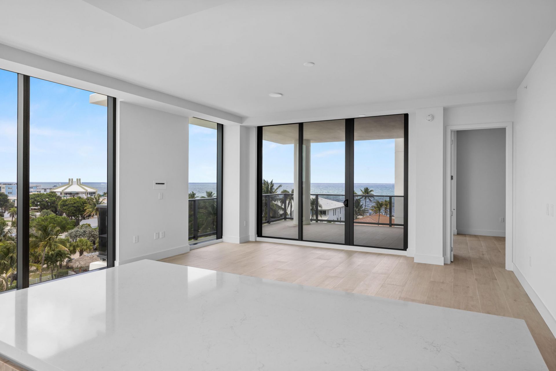 305 Briny Avenue, Unit 506, Pompano Beach, FL 33062 Photo