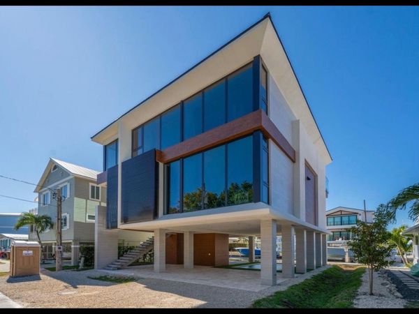 108 Coral Way, KEY LARGO, FL 33037