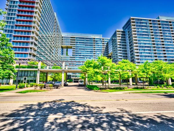 9725 WOODS Drive, Unit 707, Skokie, IL 60077