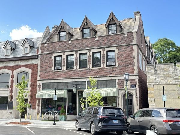 733 Elm Street , Unit 304, Winnetka, IL 60093