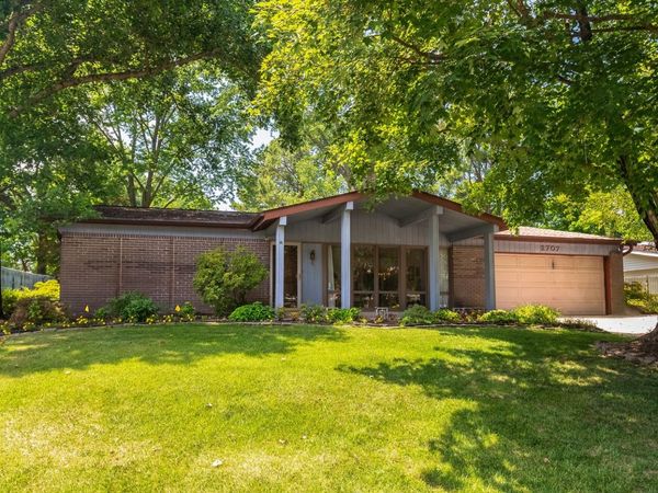 2707 W Sunset Drive , Carbondale, IL 62901