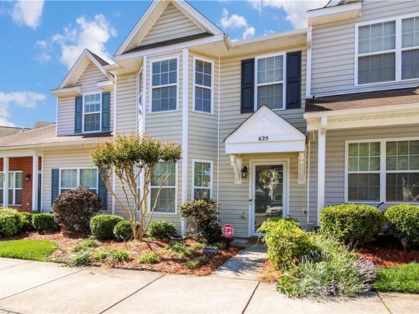 625 Grasswren Way, Greensboro, NC 27409
