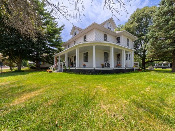 302 Main Street, Bagley, IA 50026