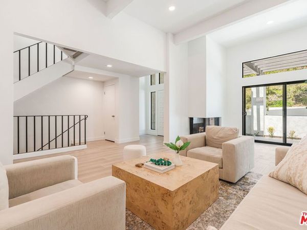 1564 Michael Lane, Pacific Palisades, CA 90272