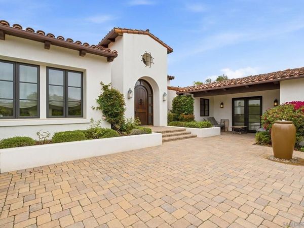 14942 Encendido, San Diego, CA 92127