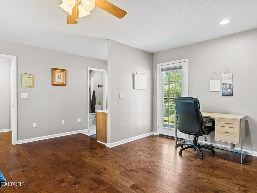 Property Image 37