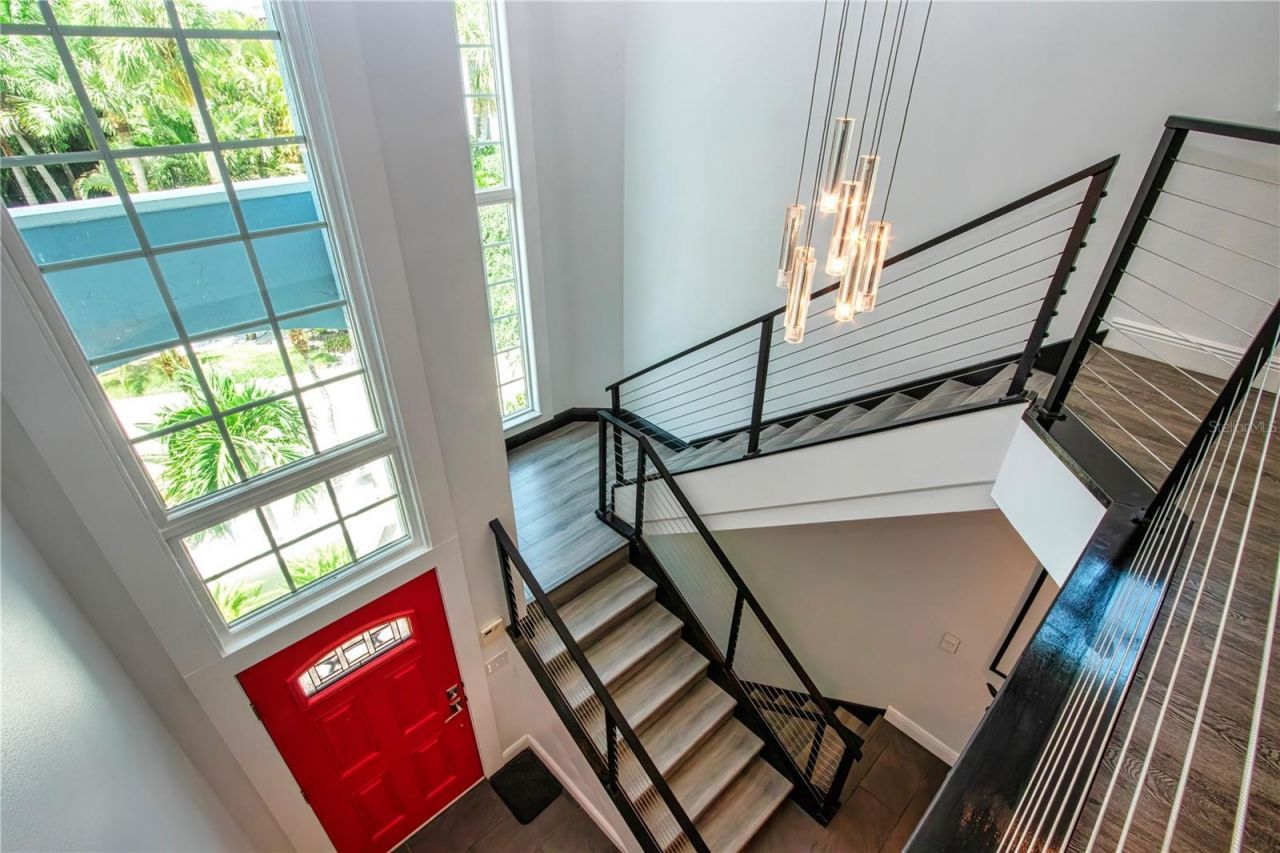 3915 Somerset Drive, Unit 9, Sarasota, FL 34242 Photo