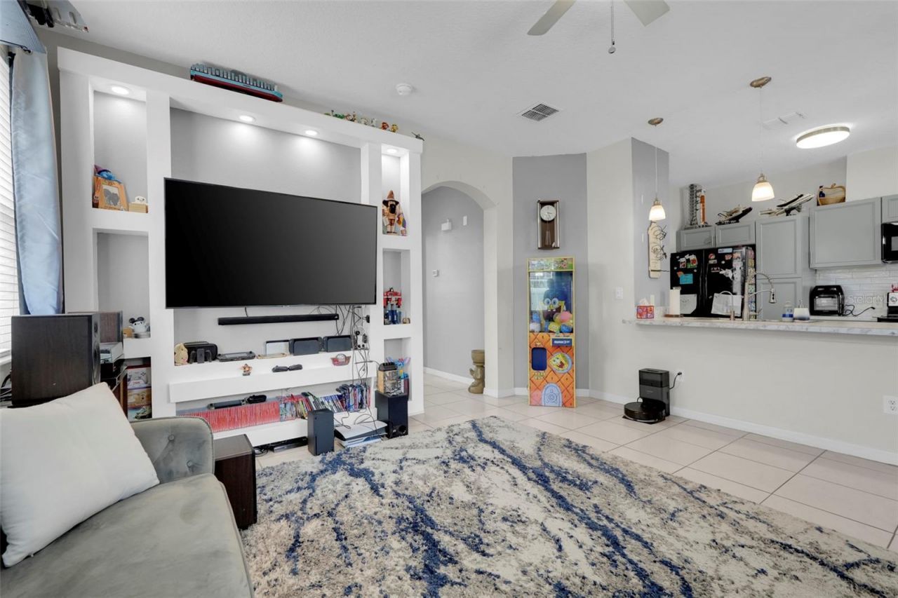4384 Paradise Cove Court , Kissimmee, FL 34746 Photo