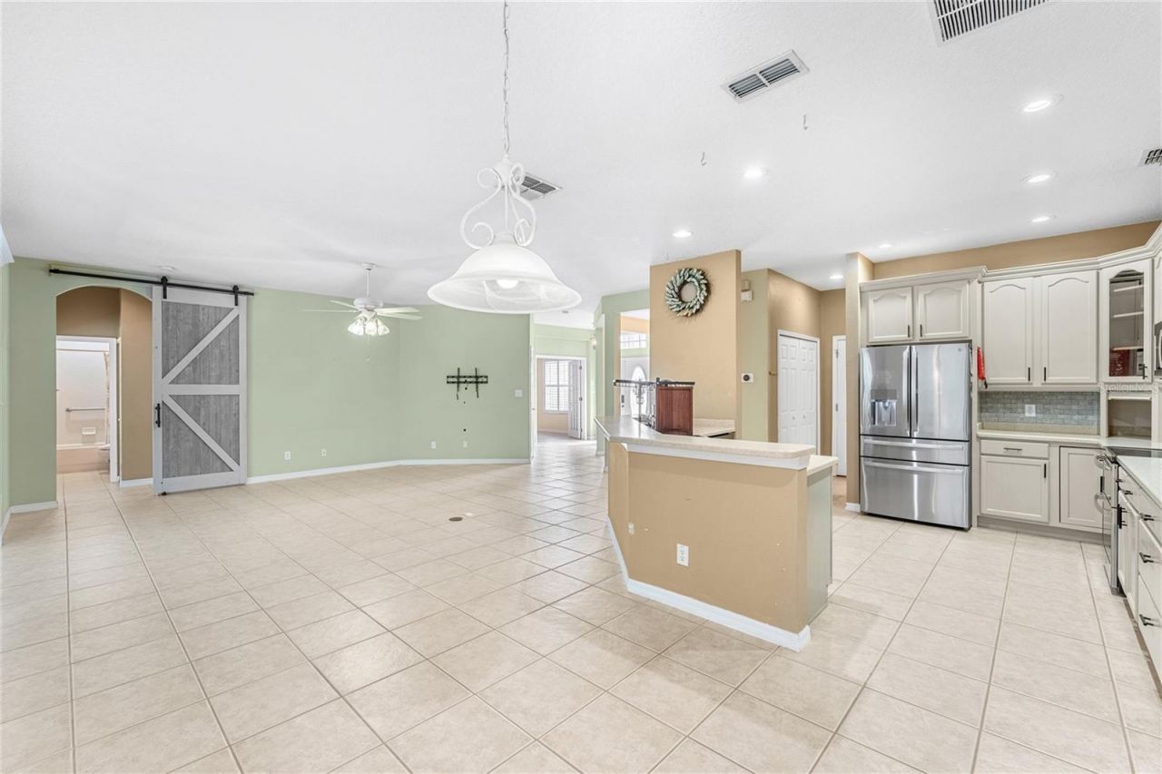 2438 Greenwillow Drive , Orlando, FL 32825 Photo