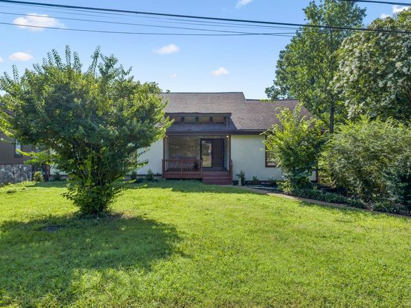 616 Belgium Dr , Hermitage, TN 37076