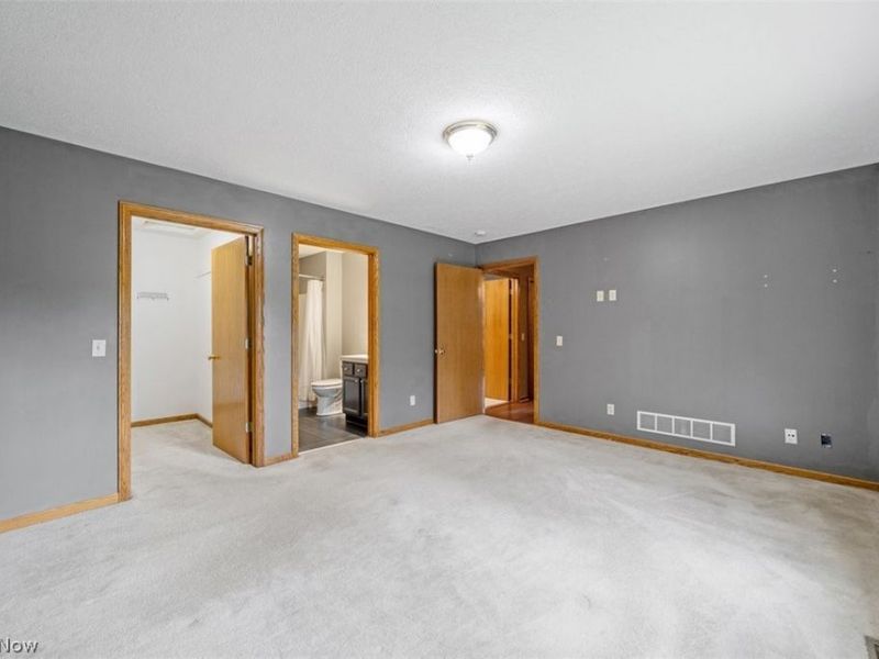 344 Greenbriar Drive, Ravenna, OH 44266 Photo 13