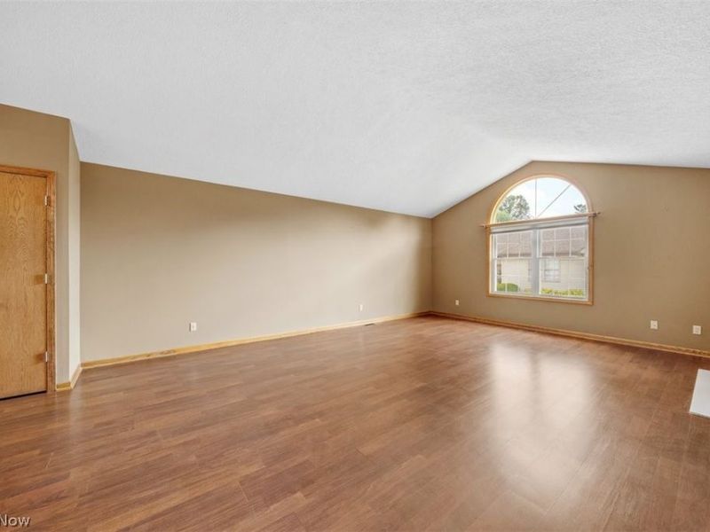 344 Greenbriar Drive, Ravenna, OH 44266 Photo 5