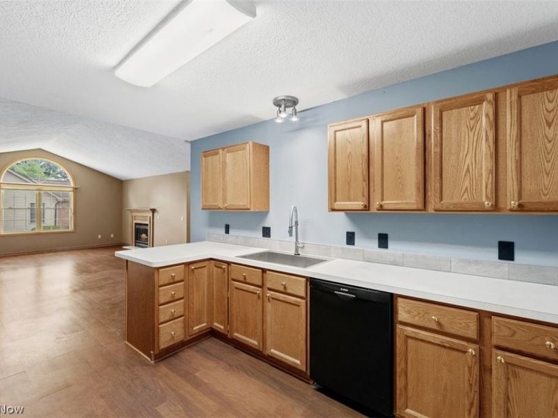 344 Greenbriar Drive, Ravenna, OH 44266 Photo 8