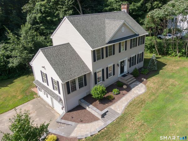 33 Brentwood, Wolcott, CT 06716