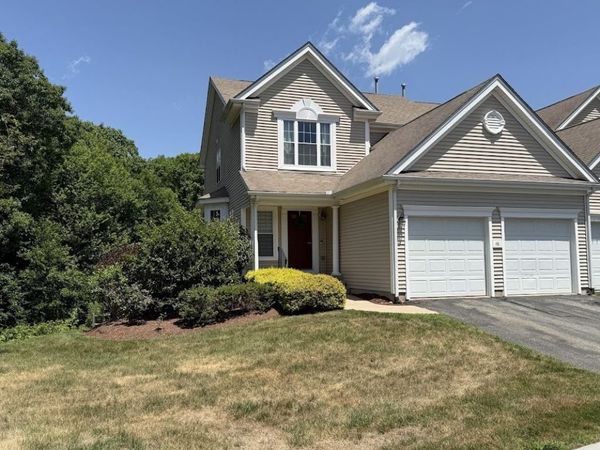 48 Tulip Cir, Unit 48, Grafton, MA 01560