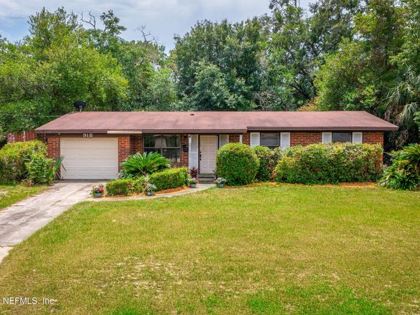 918 BACALL Road, Jacksonville, FL 32218