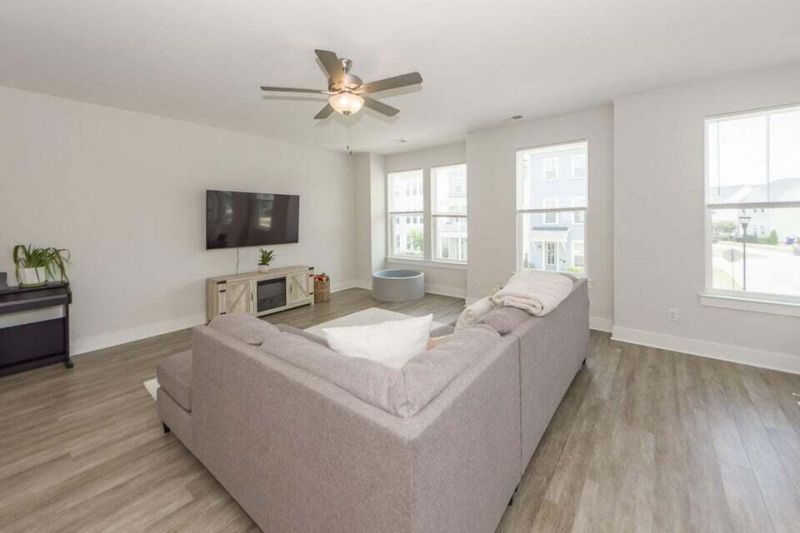 1665 Indy Drive Photo 17