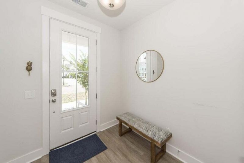 1665 Indy Drive Photo 4