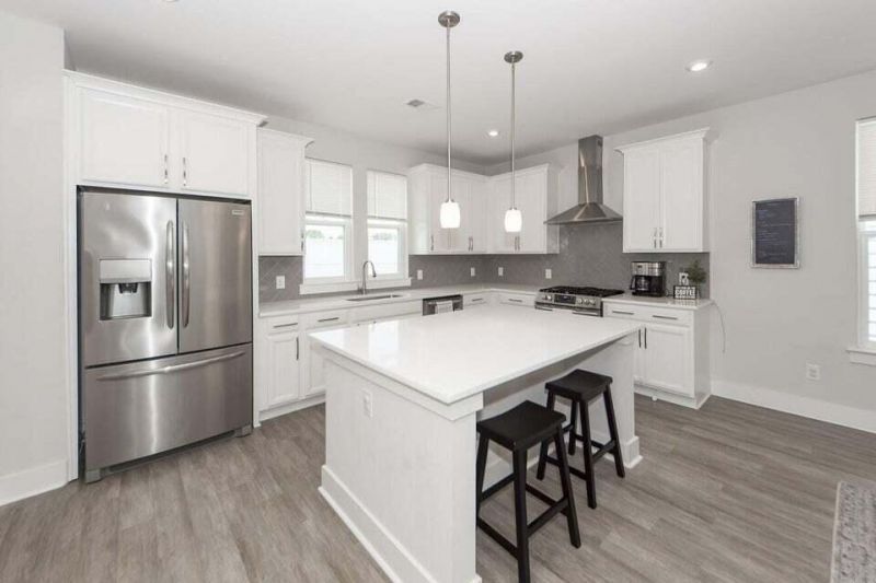 1665 Indy Drive Photo 9