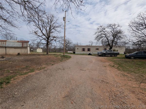 17225 S 299th West Avenue, Bristow, OK 74010