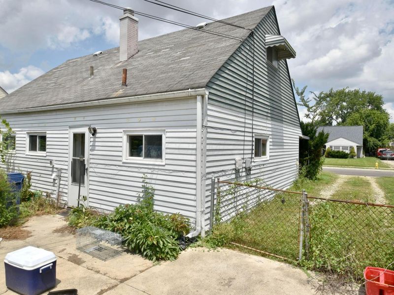 4027 Rickenbacker Avenue , Columbus, OH 43213 Photo 4