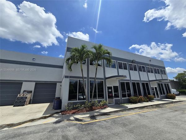 3778 NW 124th Ave , Coral Springs, FL 33065