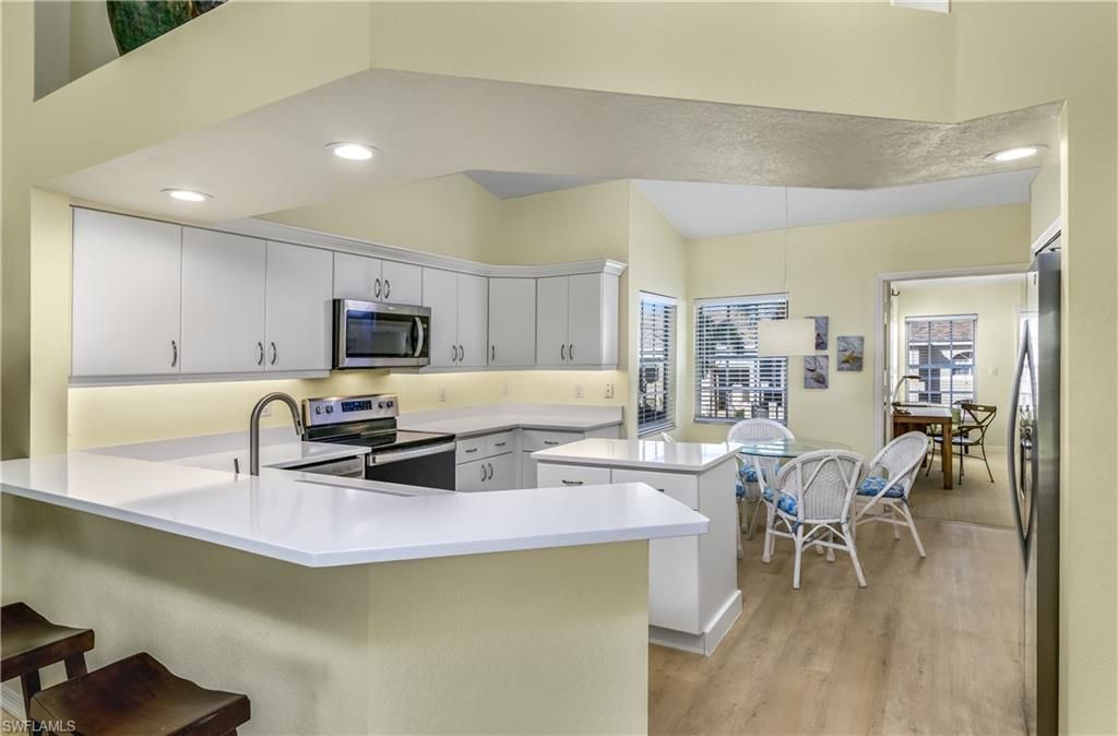 13020 Hamilton Harbour Dr, Unit I7, Naples, FL 34110 Photo