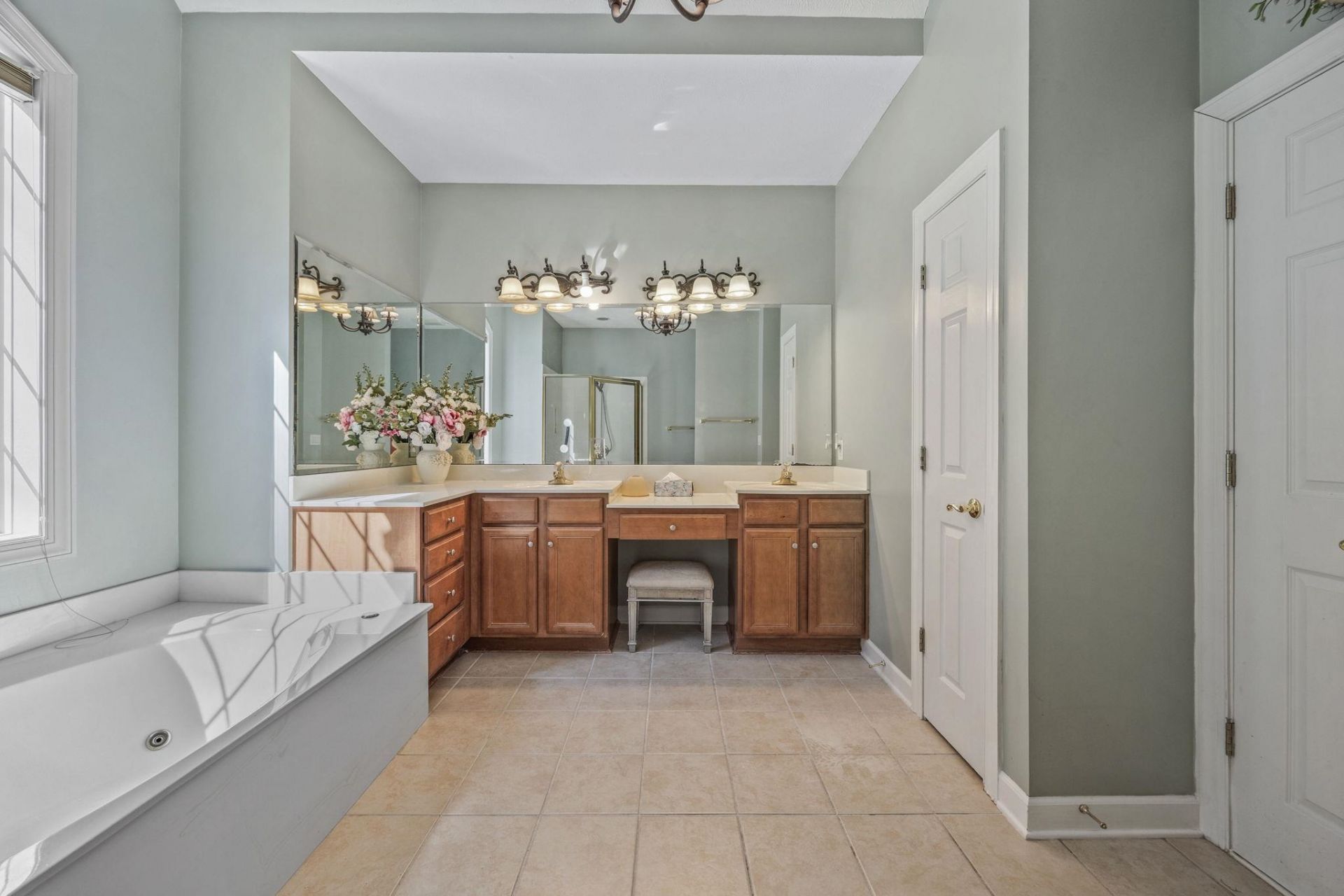 4357 Parkland Dr.  Photo 17