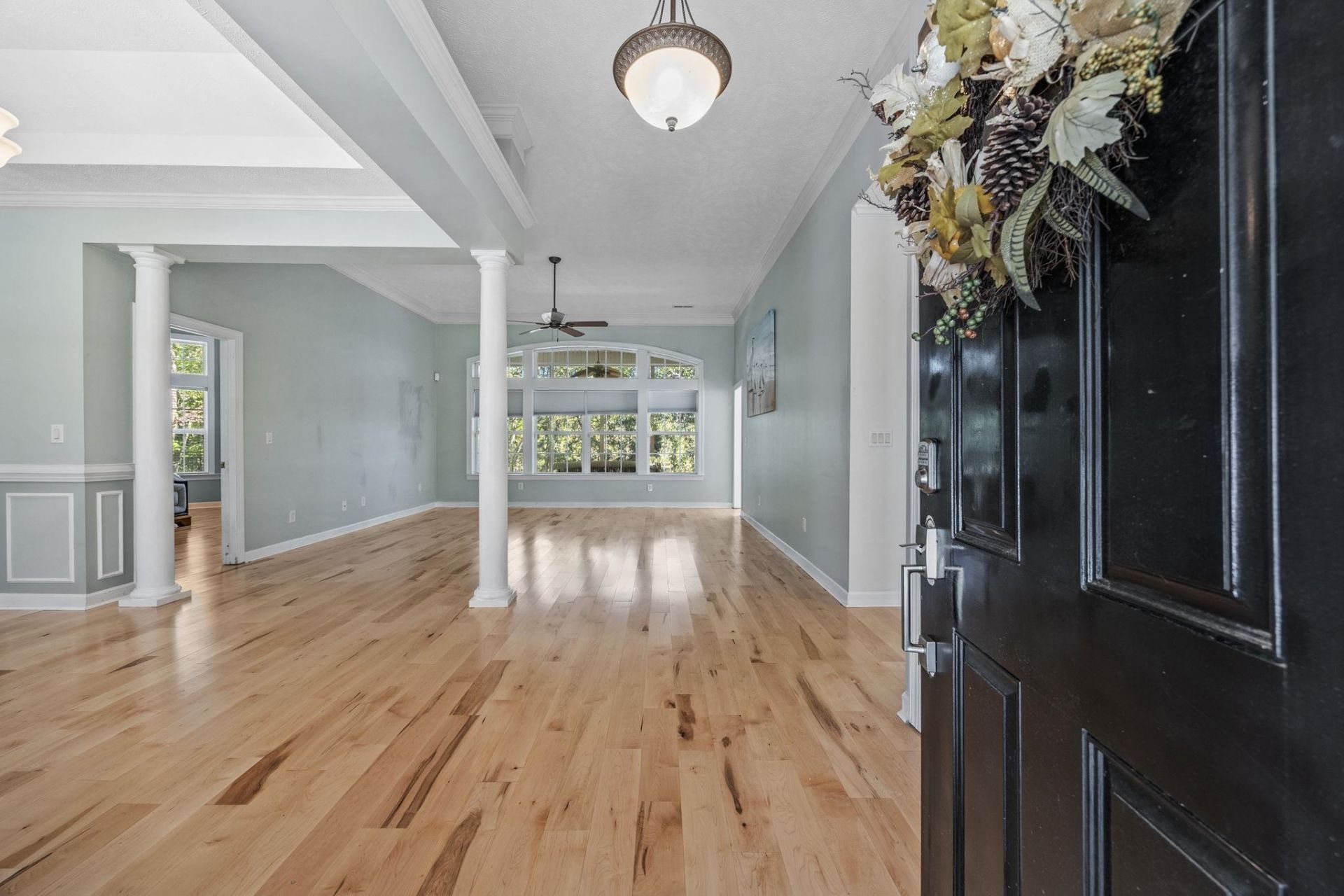 4357 Parkland Dr.  Photo 5