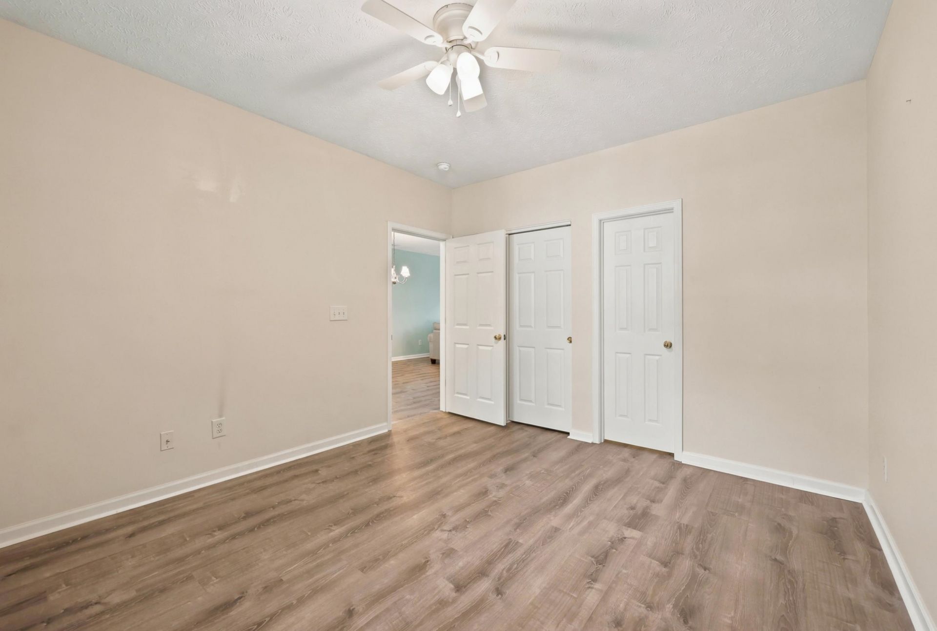 601 Hillside Dr. N Photo 22